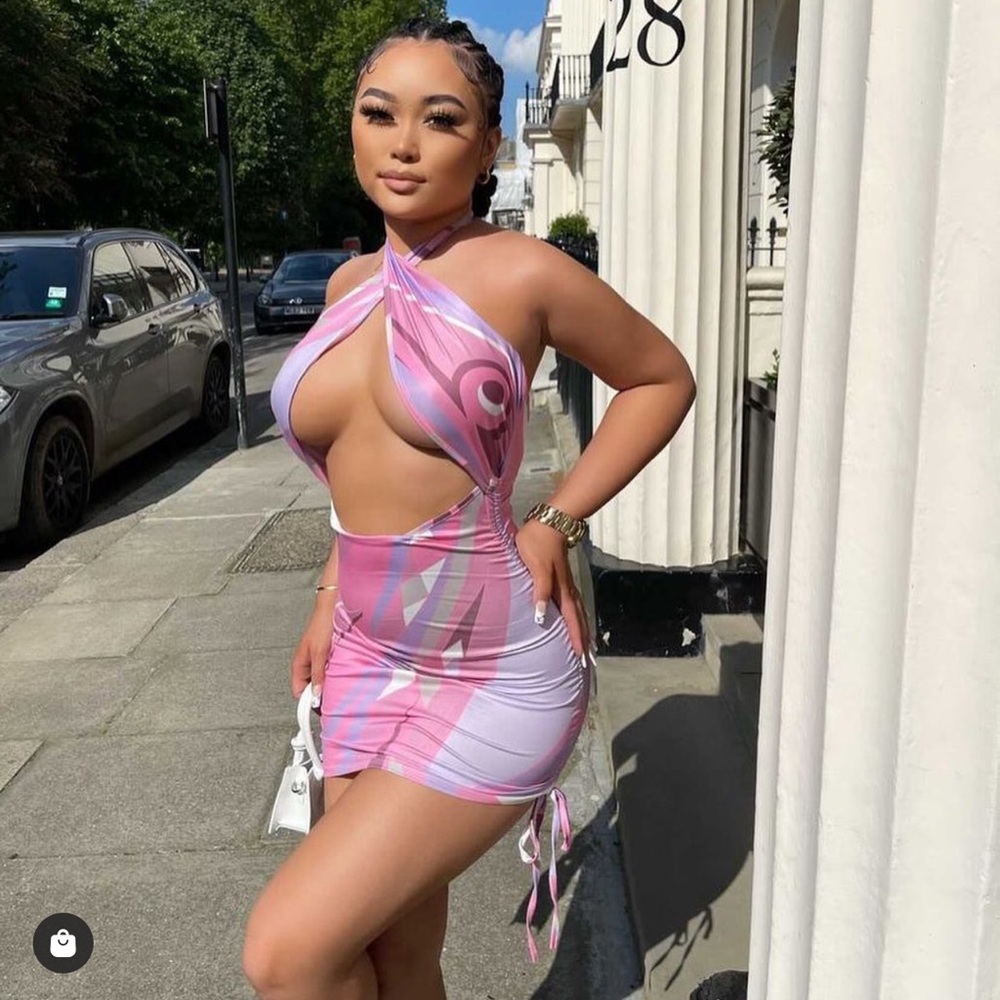 Pink dress